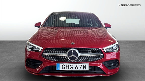 Mercedes-Benz CLA200 8 of 13