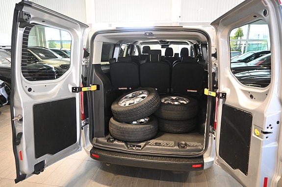 Ford Custom Tourneo 15 of 21