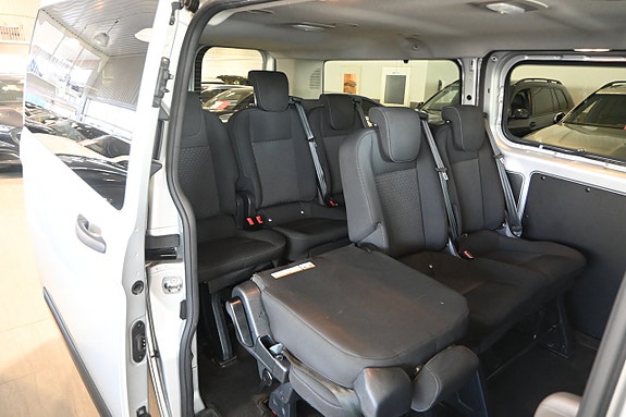 Ford Custom Tourneo 13 of 21