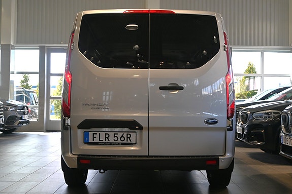 Ford Custom Tourneo 4 of 21