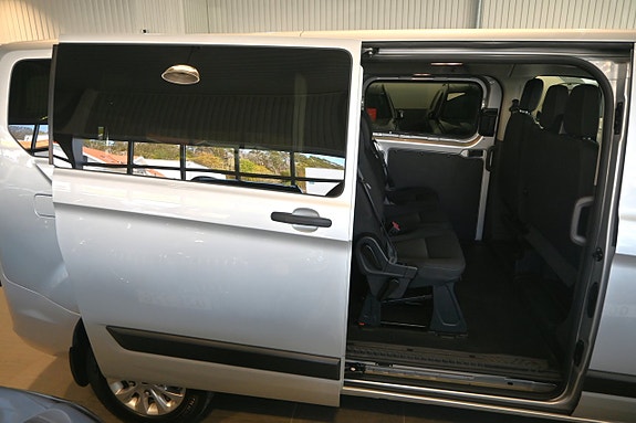 Ford Custom Tourneo 14 of 21