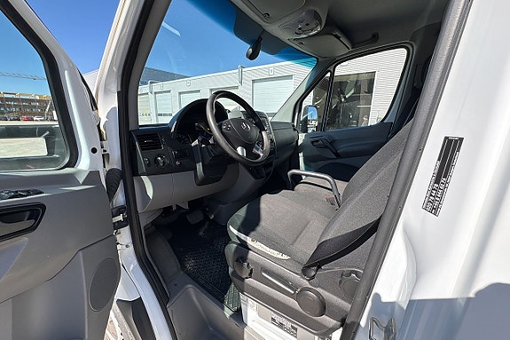 Mercedes-Benz Sprinter 319 7 of 13