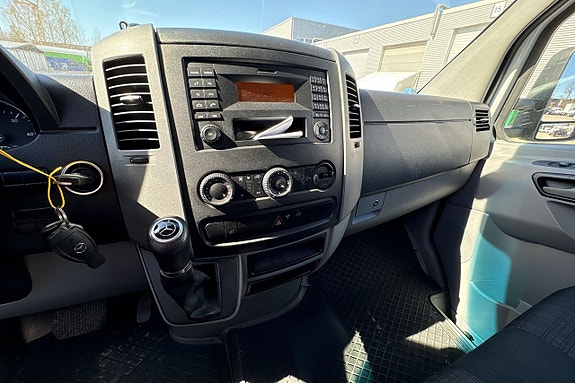 Mercedes-Benz Sprinter 319 8 of 13