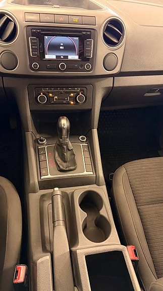 Vw Amarok 9 of 12