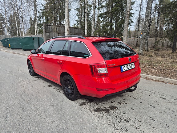 Skoda Octavia 3 of 4