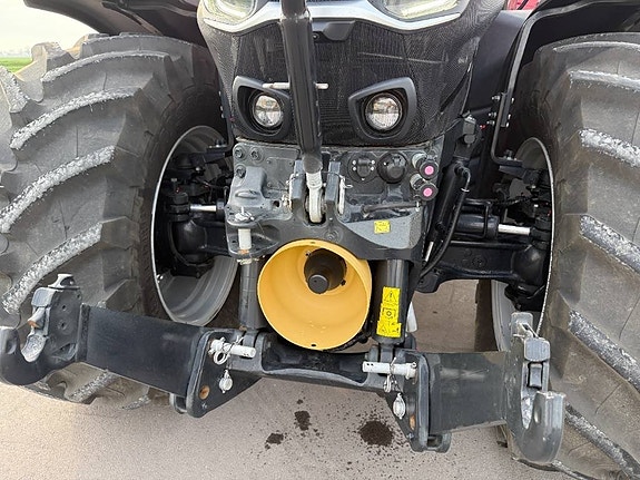 Case IH Optum 300CVX 16 of 17