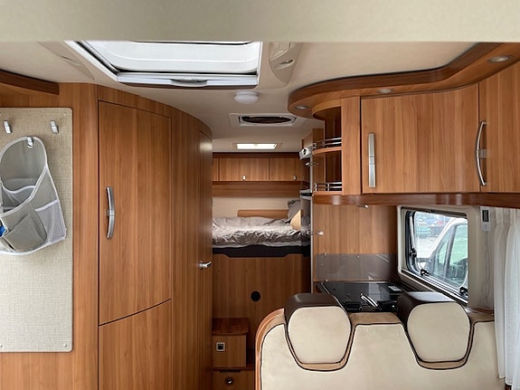 Hymer B614 Highlight 6 of 8