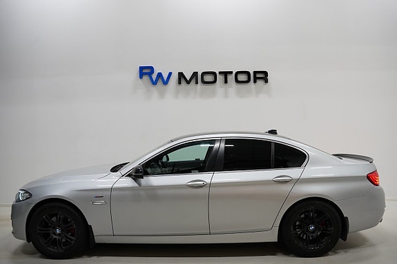BMW 520d 3 of 5