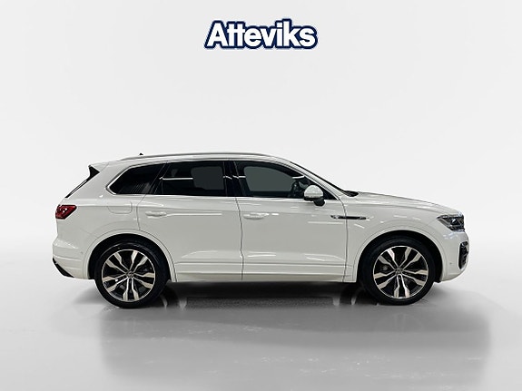 Volkswagen Touareg 2 of 15
