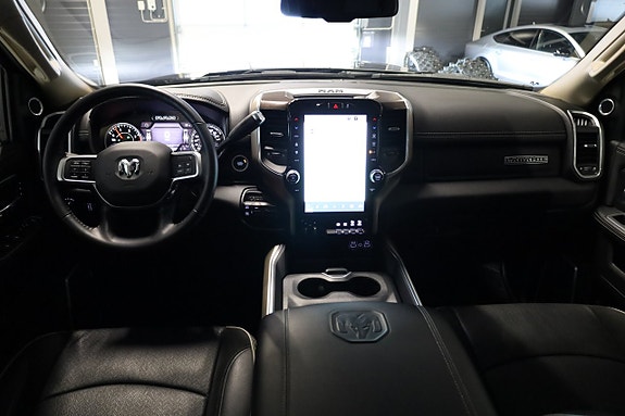 Dodge RAM 2500 10 of 23
