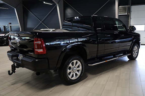 Dodge RAM 2500 7 of 23