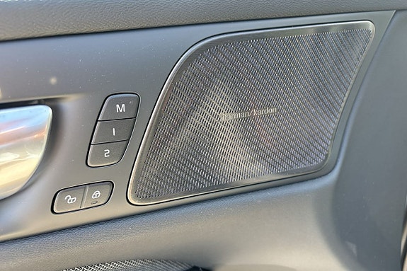 Volvo V60 19 of 19