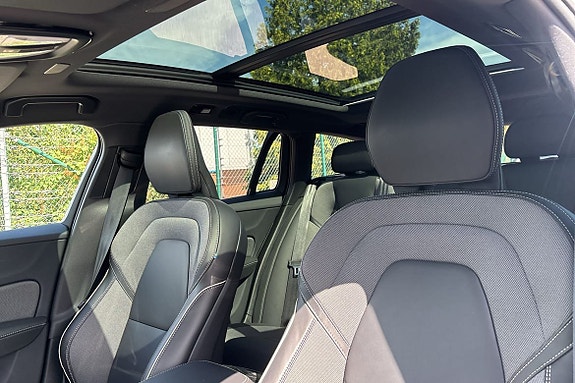 Volvo V60 17 of 19