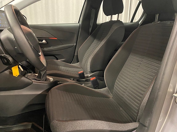 Peugeot 208 5 of 5
