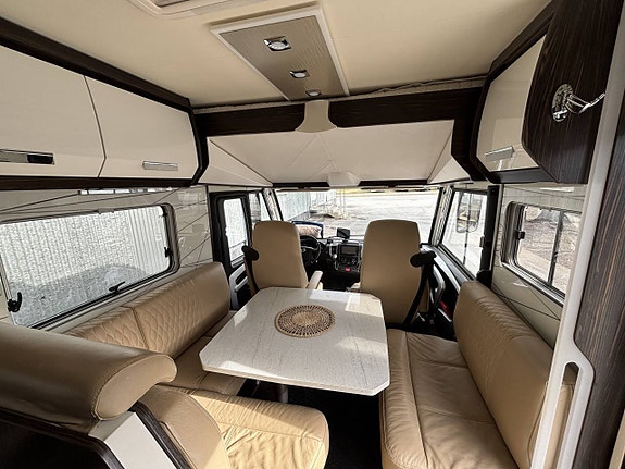Bürstner Elegance I 840 4 of 11