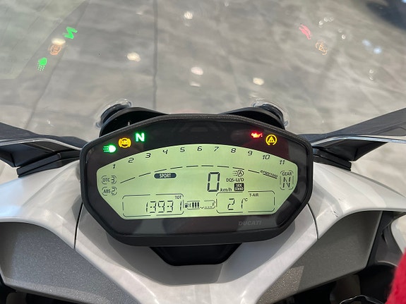 Ducati Supersport S 939 Terignoni  Öhlins Brembo Euro 4 10 of 17