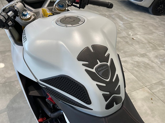 Ducati Supersport S 939 Terignoni  Öhlins Brembo Euro 4 15 of 17