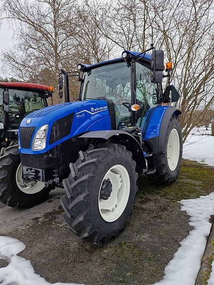 New Holland T 5.90 S 2 of 3