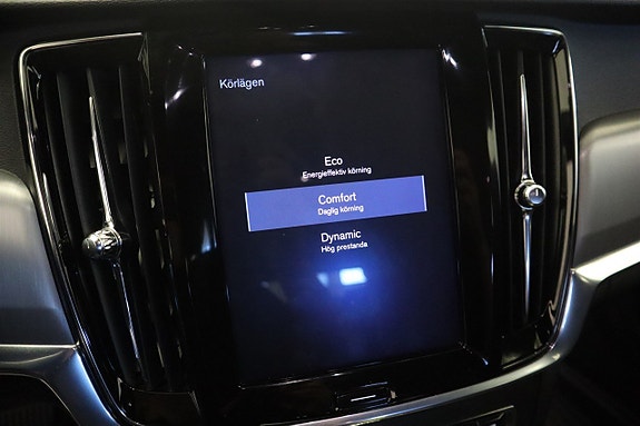 Volvo V90 18 of 23