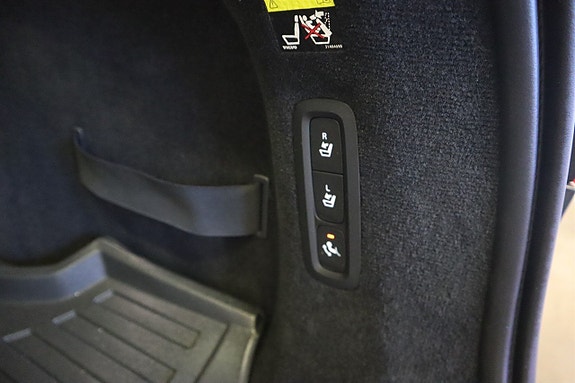 Volvo V90 10 of 23