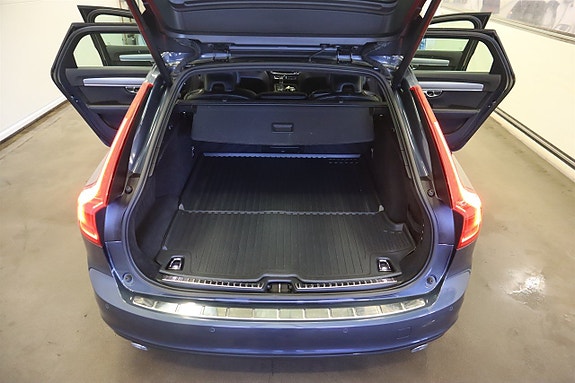 Volvo V90 9 of 23