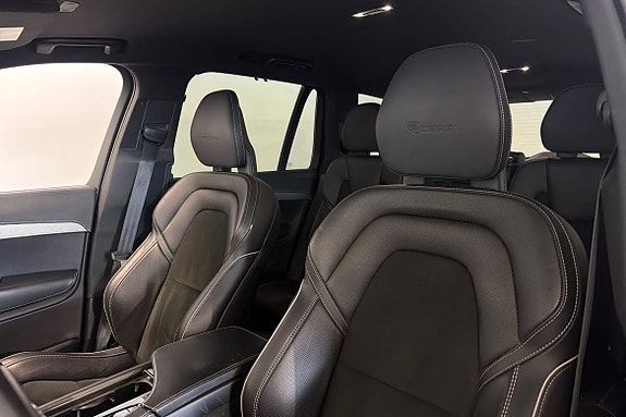Volvo XC90 26 of 27