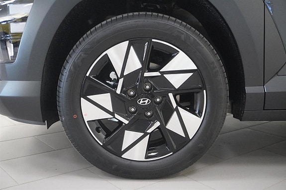 Hyundai Kona 18 of 18