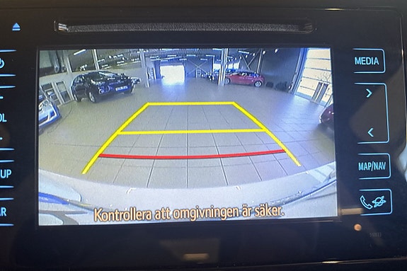 Toyota Prius 10 of 10