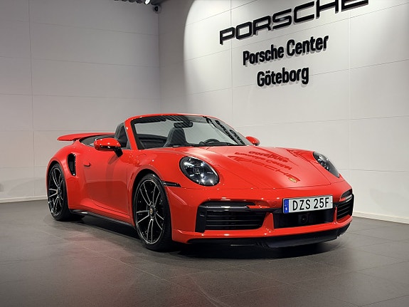 Porsche 911 Turbo S 2 of 5