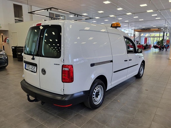 Volkswagen Caddy Maxi 4 of 5