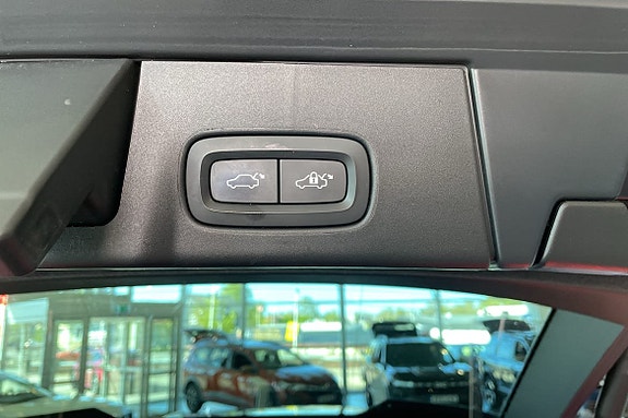 Volvo V90 Cross Country 15 of 18