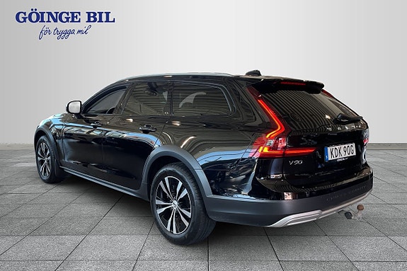 Volvo V90 Cross Country 6 of 18