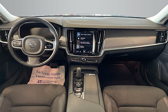 Volvo V90 Cross Country 12 of 18