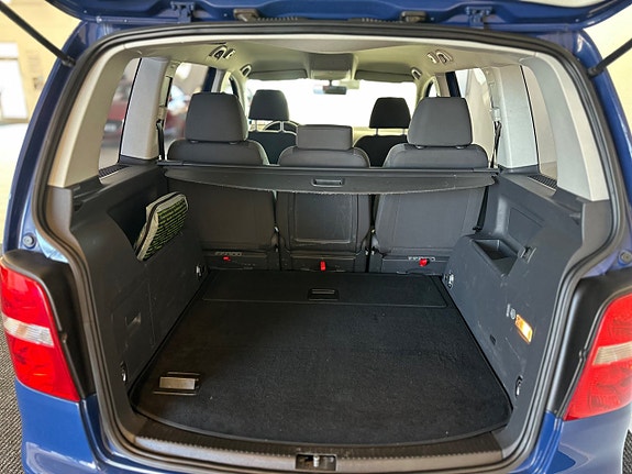 Volkswagen Touran 10 of 20