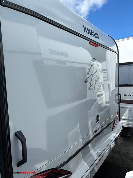 Knaus SÜDWIND BLACK SELECTION 580 UF 3 of 21