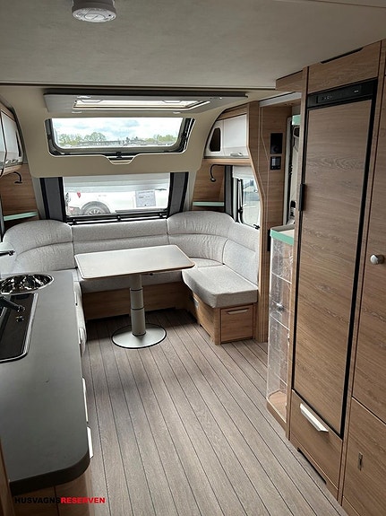 Knaus SÜDWIND BLACK SELECTION 580 UF 11 of 21