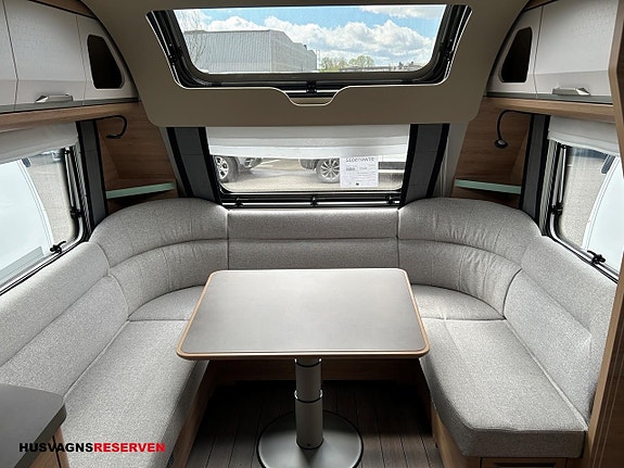 Knaus SÜDWIND BLACK SELECTION 580 UF 10 of 21