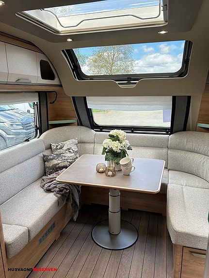 Knaus SÜDWIND BLACK SELECTION 580 UF 9 of 21