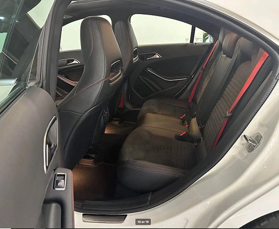 Mercedes-Benz CLA250 5 of 5