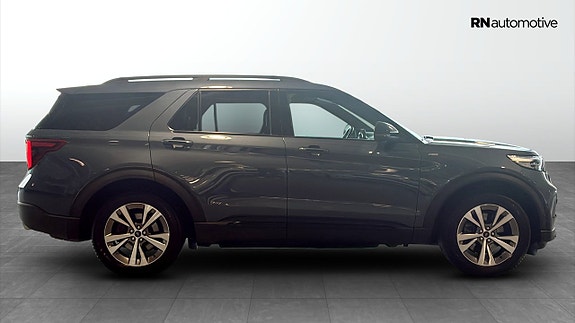 Ford Explorer 5 of 5