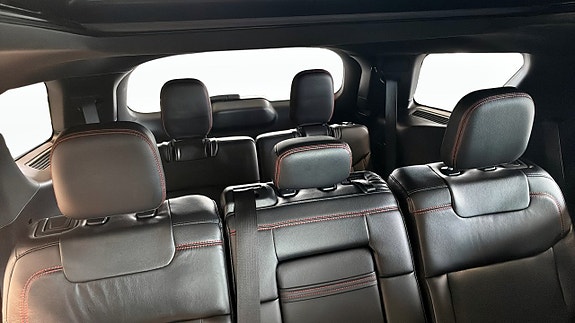 Ford Explorer 22 of 24