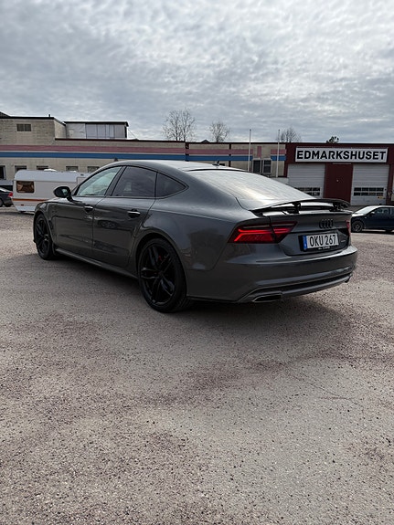 Audi A7 2 of 5