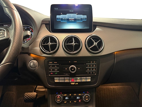 Mercedes-Benz B180 d 15 of 23