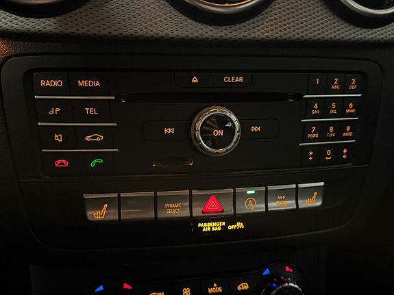 Mercedes-Benz B180 d 18 of 23