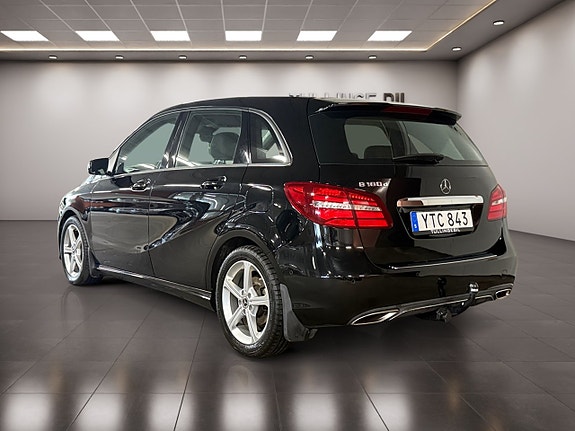 Mercedes-Benz B180 d 3 of 5