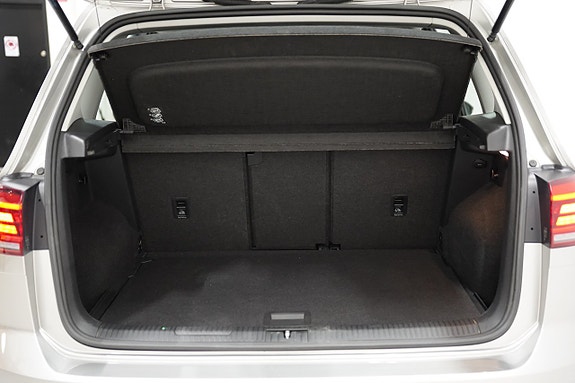 Volkswagen Golf Sportsvan 20 of 20