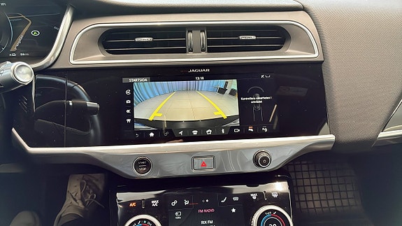 Jaguar I-PACE 11 of 12