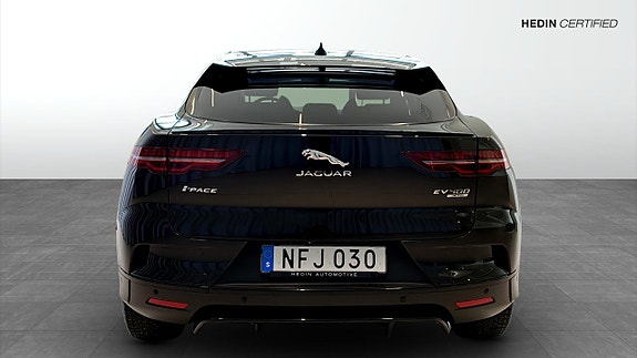 Jaguar I-PACE 7 of 12