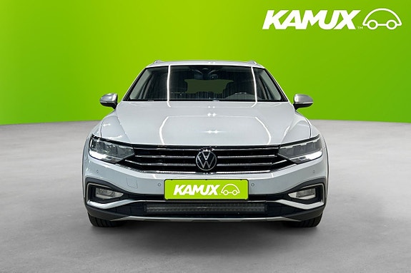Volkswagen Passat Alltrack 6 of 26