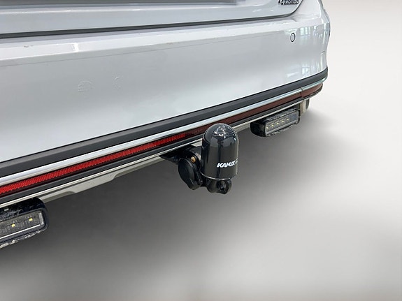 Volkswagen Passat Alltrack 23 of 26